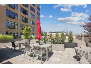 Photo #5: 23553149 Listing 