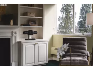 Photo #5: 23553249 Listing