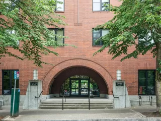 Photo #1: 23553470 Listing 