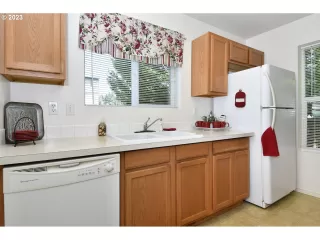 Photo #3: 23553531 Listing 