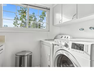 Photo #4: 23554239 Listing 
