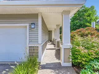 Photo #2: 23555864 Listing