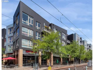 Photo #1: 23556331 Listing