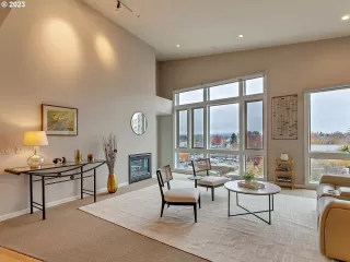 Photo #5: 23556331 Listing