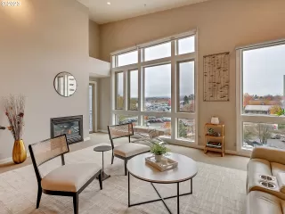 Photo #6: 23556331 Listing