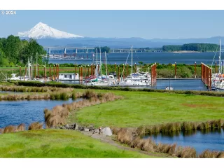 Photo #3: 23556355 Listing 