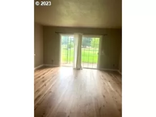 Photo #1: 23556473 Listing