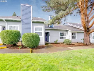 Photo #2: 23556781 Listing