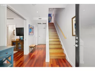 Photo #1: 23559556 Listing