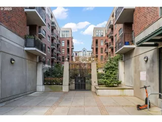 Photo #1: 23560011 Listing