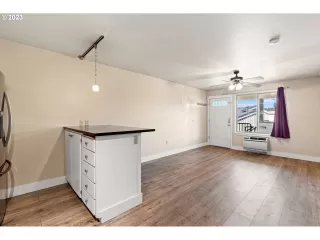 Photo #1: 23562868 Listing 