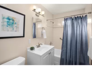 Photo #1: 23564390 Listing 