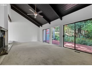 Photo #6: 235669657 Listing 