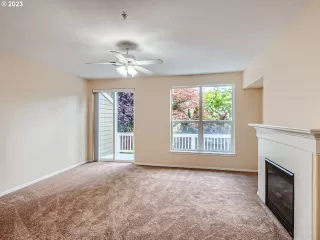 Photo #3: 23570700 Listing 