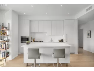 Photo #2: 23571995 Listing 