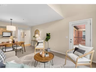 Photo #3: 23573460 Listing 