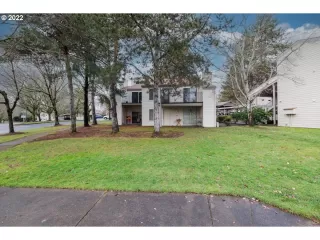 Photo #4: 23573894 Listing 