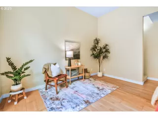 Photo #2: 23573942 Listing