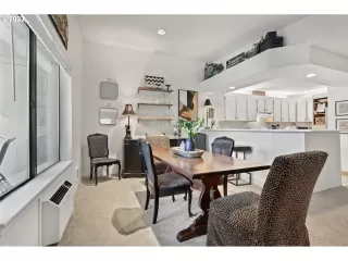 Photo #3: 23574903 Listing