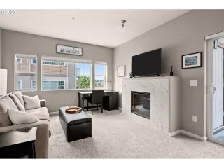 Photo #6: 23577467 Listing 