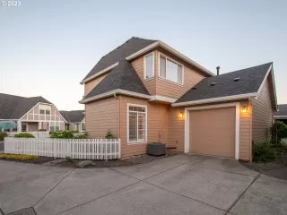 Photo #2: 23578024 Listing