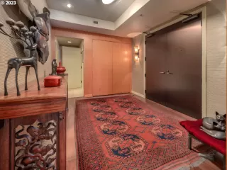 Photo #3: 23578308 Listing