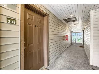 Photo #2: 23580816 Listing 