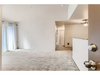 Photo #3: 23580816 Listing 