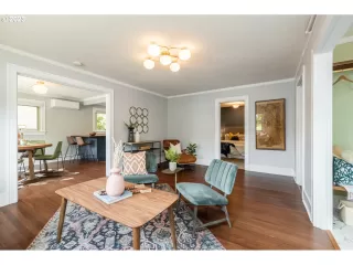 Photo #6: 23583481 Listing 