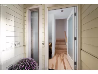 Photo #4: 23584960 Listing 