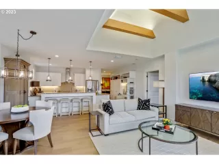 Photo #6: 23585710 Listing 