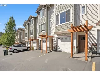 Photo #4: 23585999 Listing 