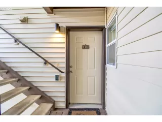 Photo #2: 23587226 Listing