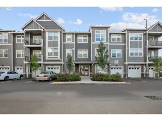 Photo #1: 23588153 Listing