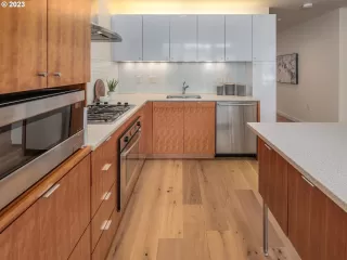 Photo #4: 23589213 Listing 