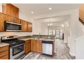 Photo #1: 23591761 Listing