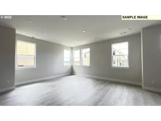 Photo #6: 23593875 Listing