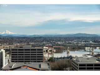 Photo #4: 23595012 Listing 