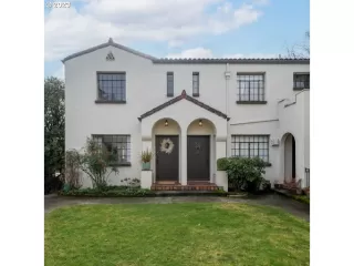 Photo #3: 23597506 Listing