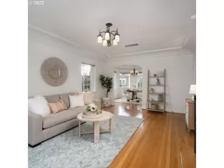 Photo #6: 23597506 Listing