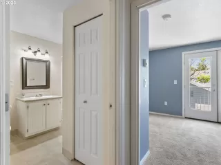 Photo #6: 23598504 Listing 