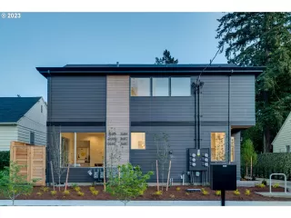 Photo #2: 23599846 Listing