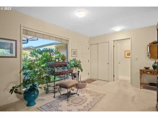 Photo #3: 23600402 Listing 