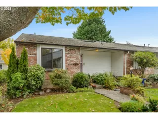 Photo #2: 23601238 Listing