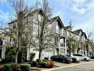 Photo #2: 23601282 Listing