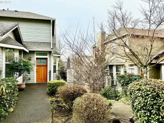 Photo #5: 23601282 Listing