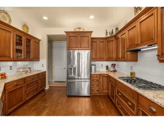 Photo #1: 23601670 Listing
