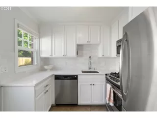 More Details about MLS # 23602179 : 2555 NW SAVIER ST 14
