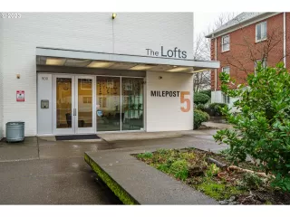 Photo #3: 23604172 Listing 