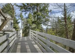 Photo #2: 23604812 Listing 